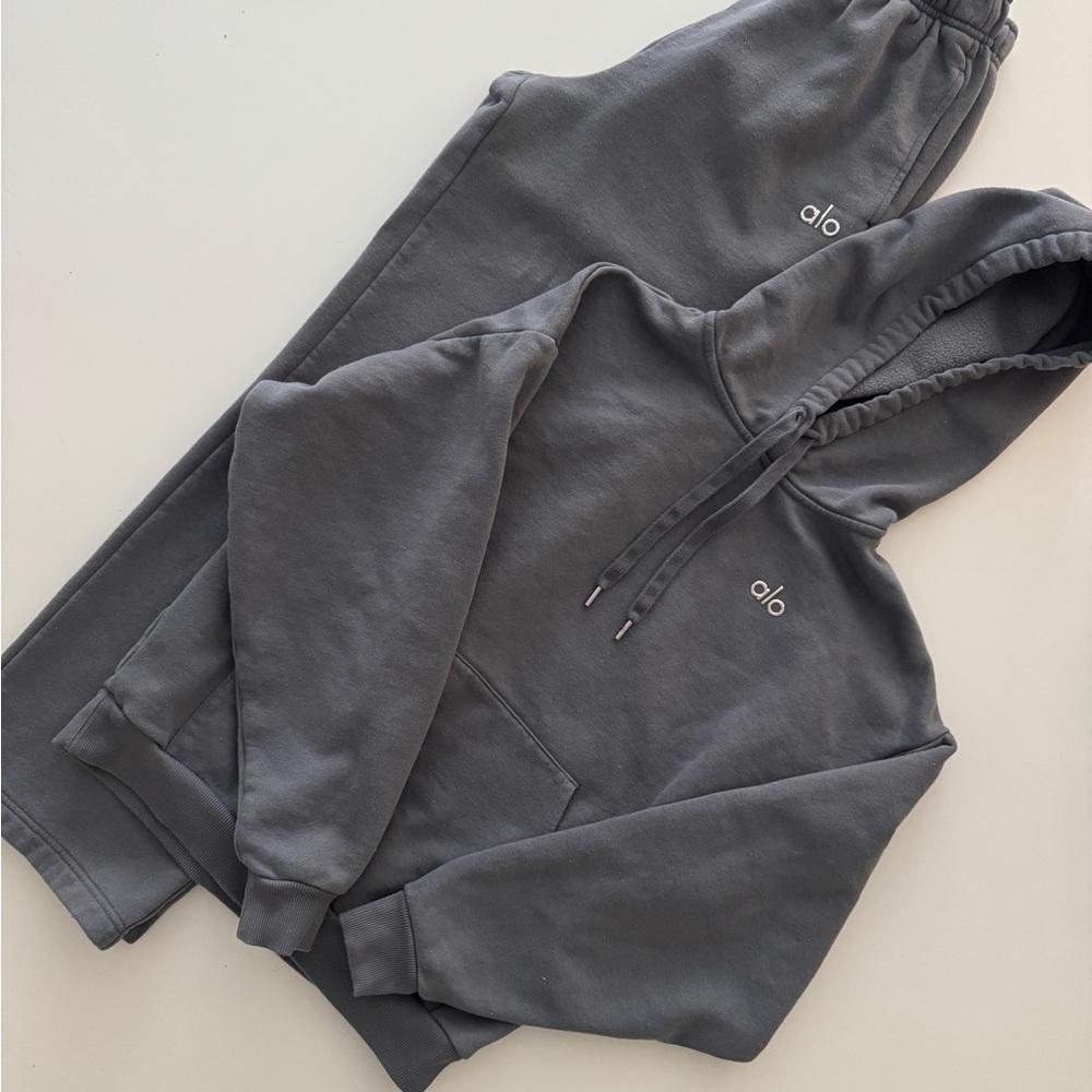ALO Yoga Gray Track Pants & Joggers